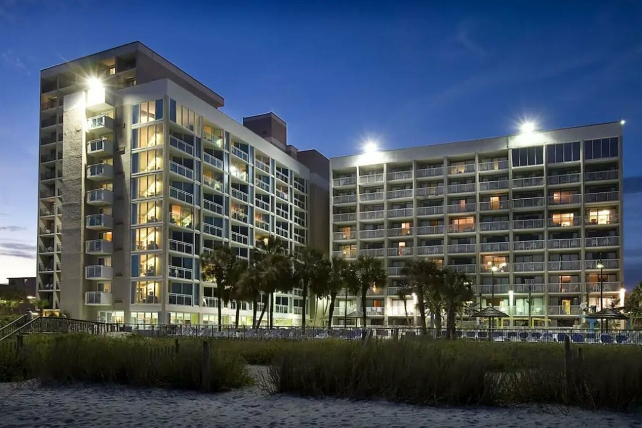 Фото отеля 1