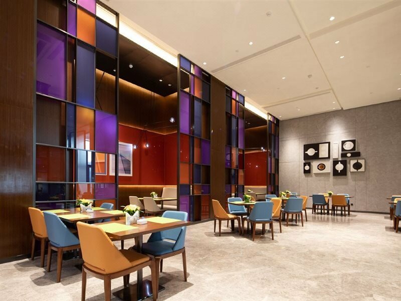 Фото Hampton by Hilton Ningbo Eastern New Town