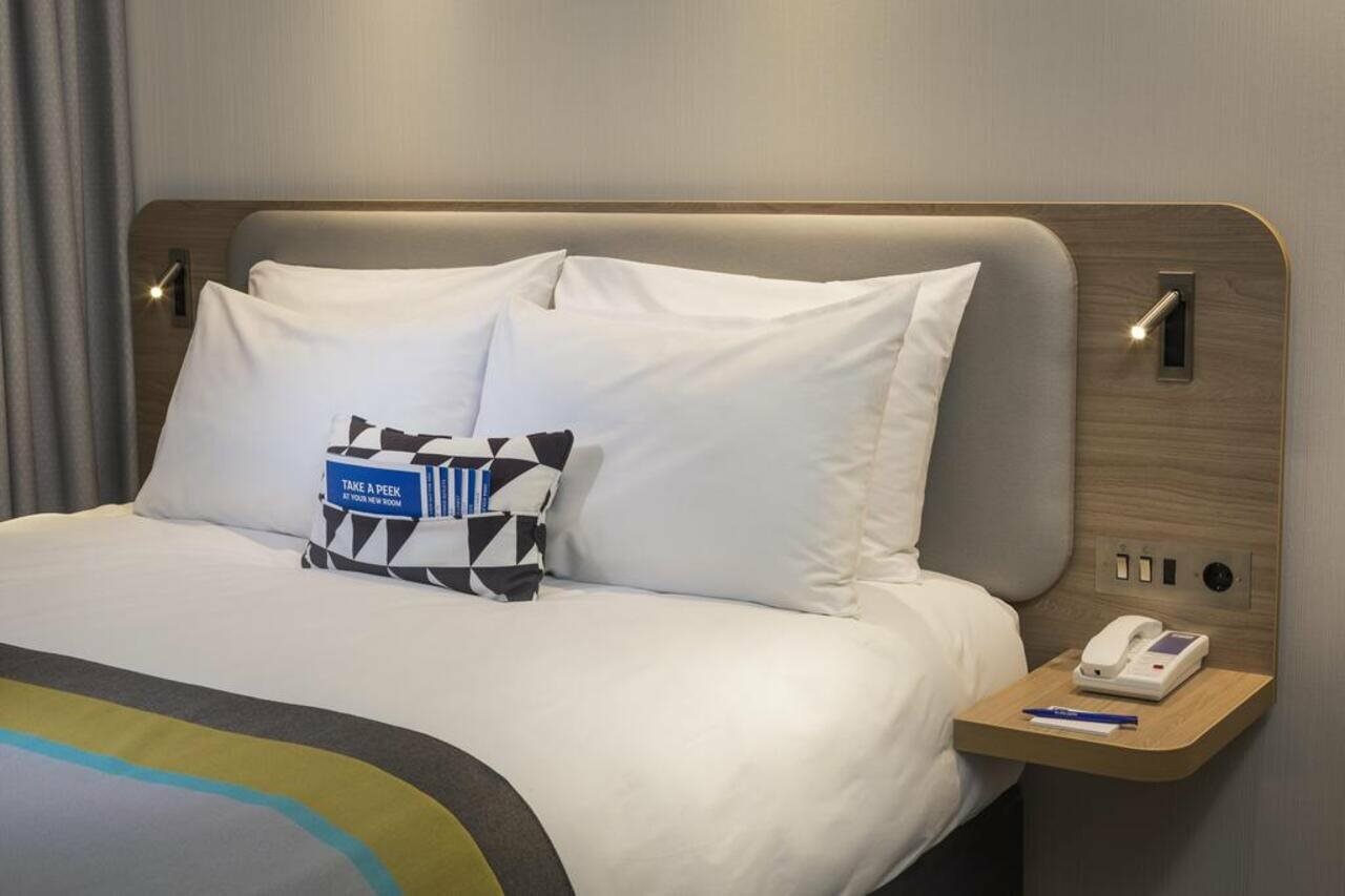 Фото Holiday Inn Express - Aarburg - Oftringen, an Ihg Hotel