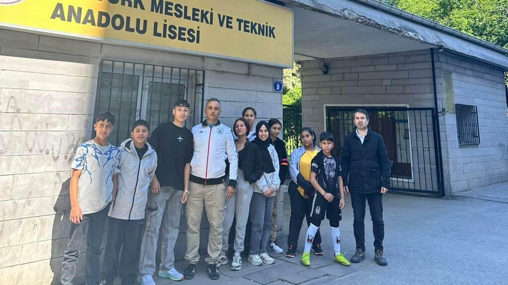 مدرسة Seymenler Middle school ، أنقرة، صورة