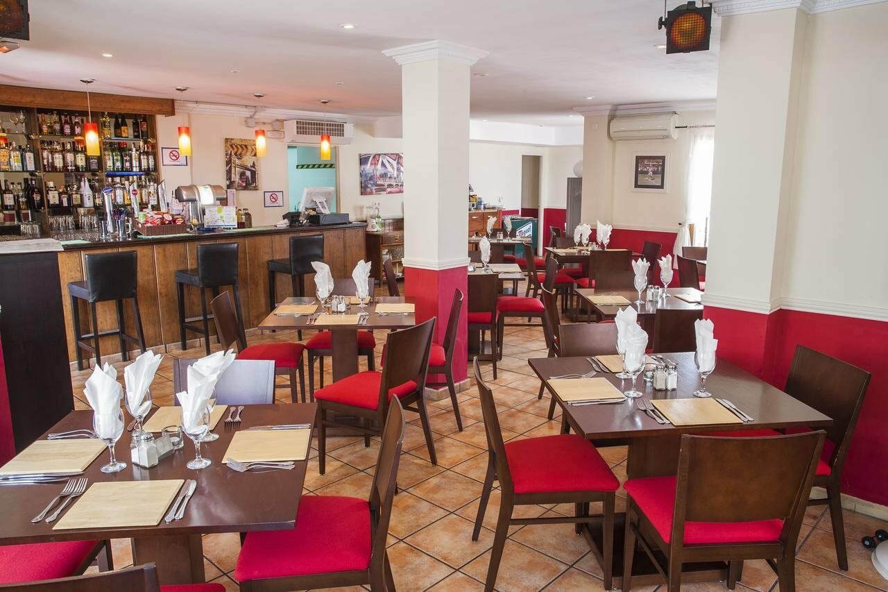 Фото Sunset Harbour Club