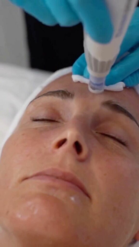 مركز طبي، عيادة Nutra System Lazer Epilasyon ، إزمير، صورة