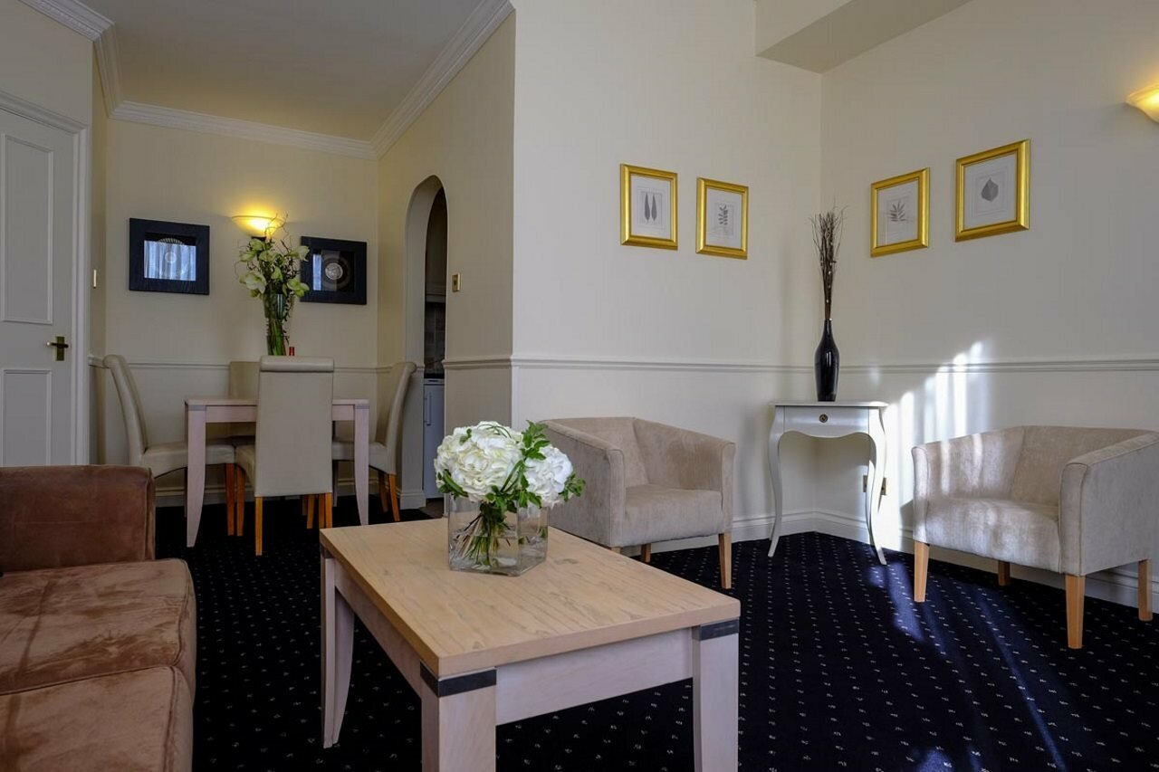 Фото Collingham Serviced Apartments