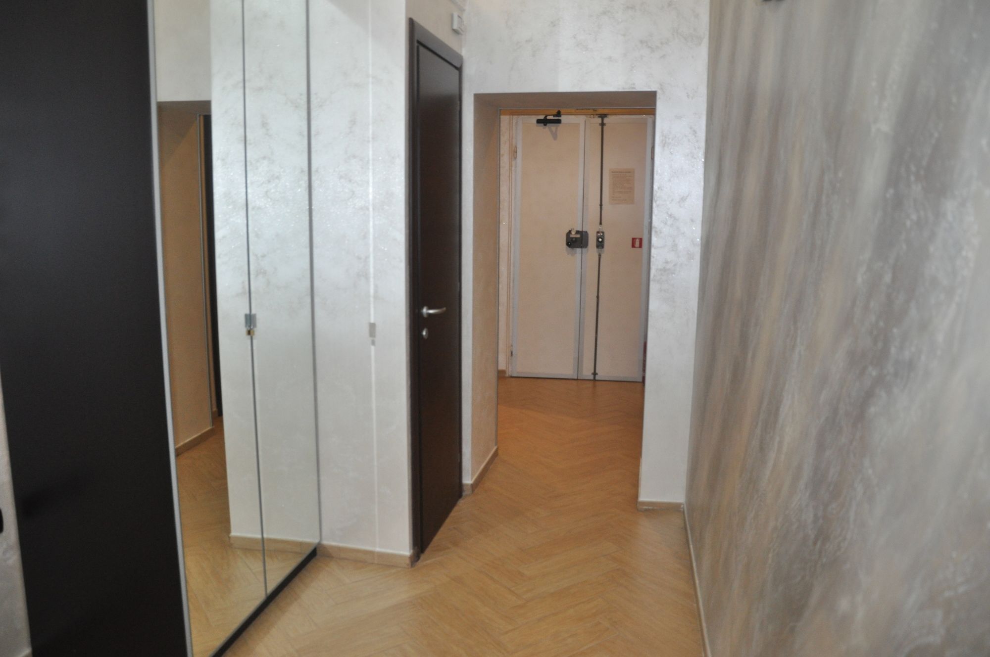 Фото Funny Palace Hostel