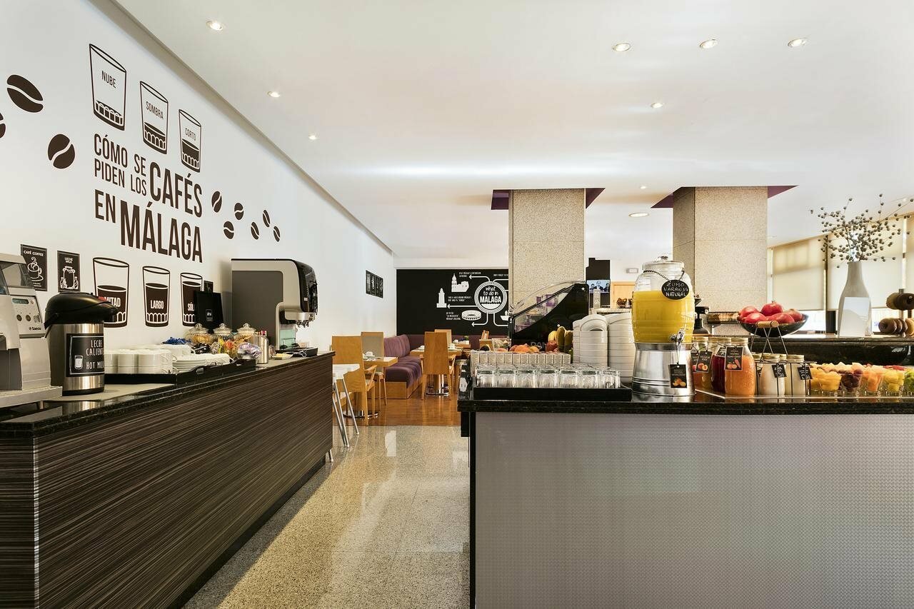 Фото Malaga Alameda Centro Affiliated by Meliá