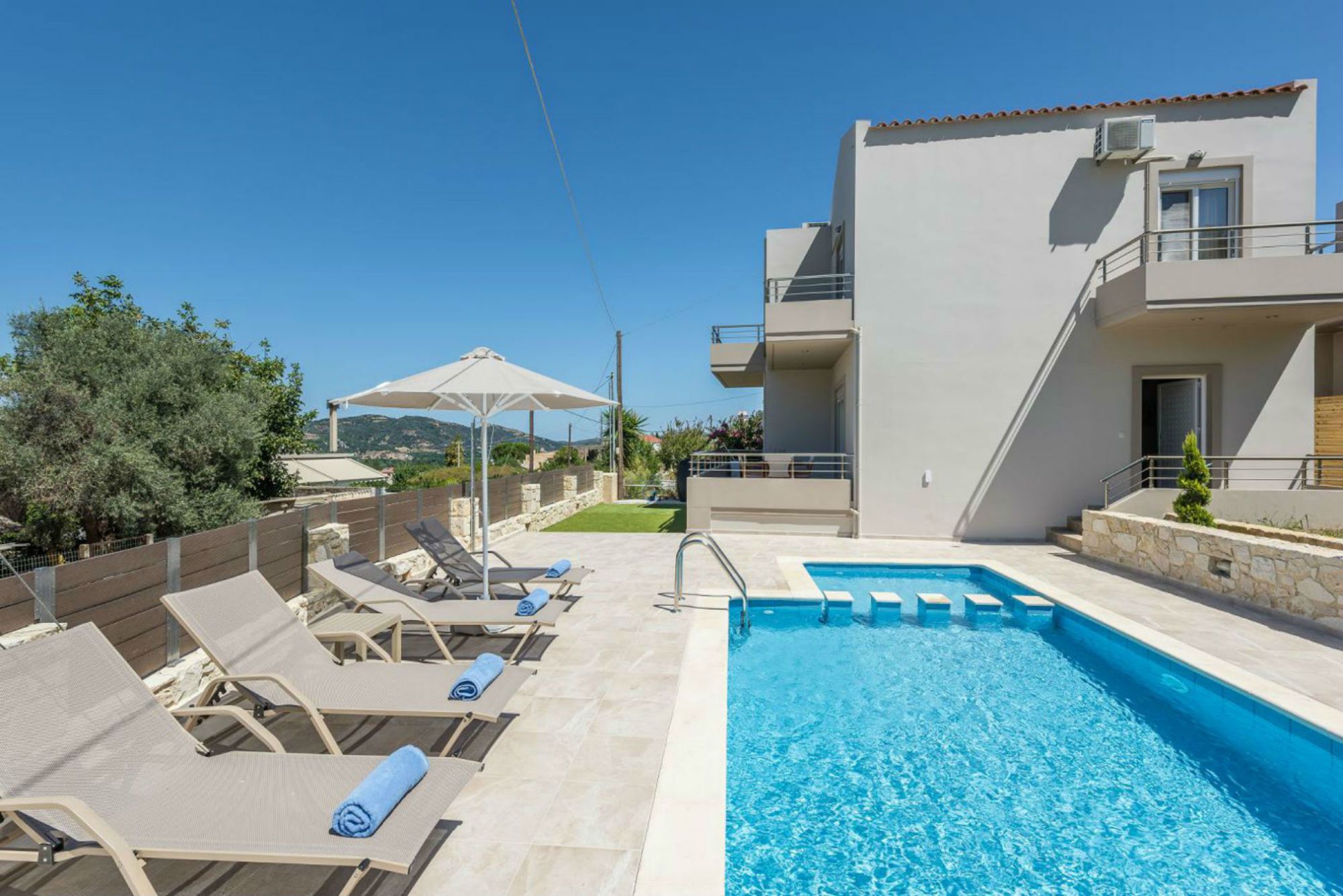 Фото Neaira Villas Chania