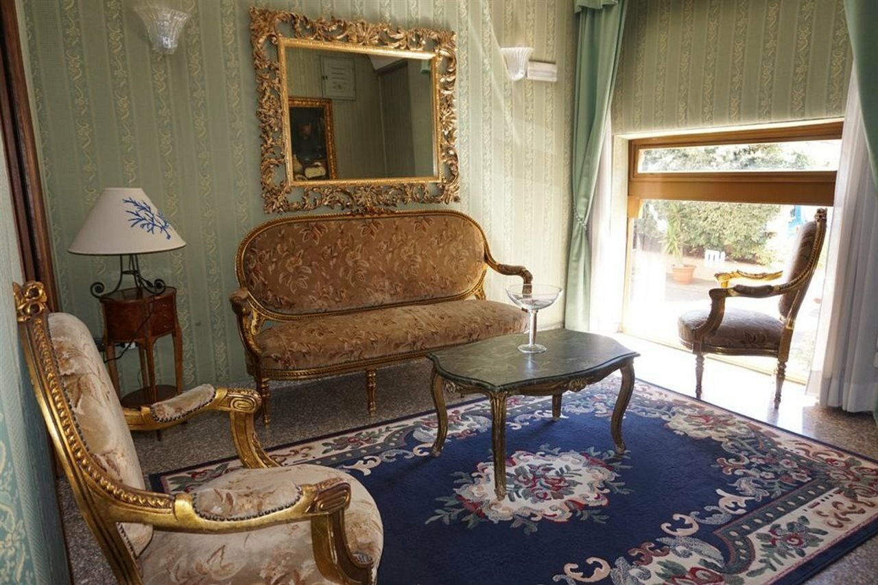 Фото Colonna Palace Mediterraneo