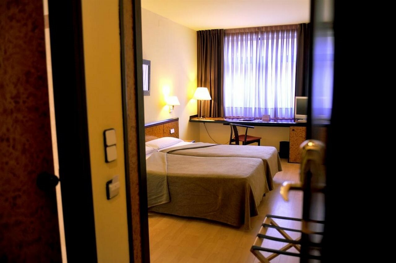 Фото Hotel Glories