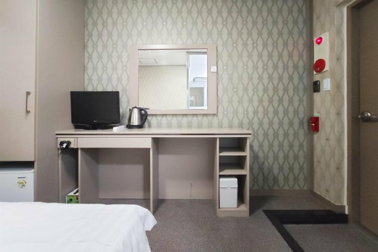 Фото Click Hotel Myeongdong