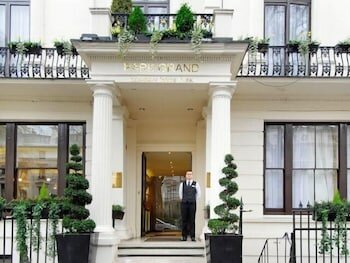 Фото Park Grand London Hyde Park