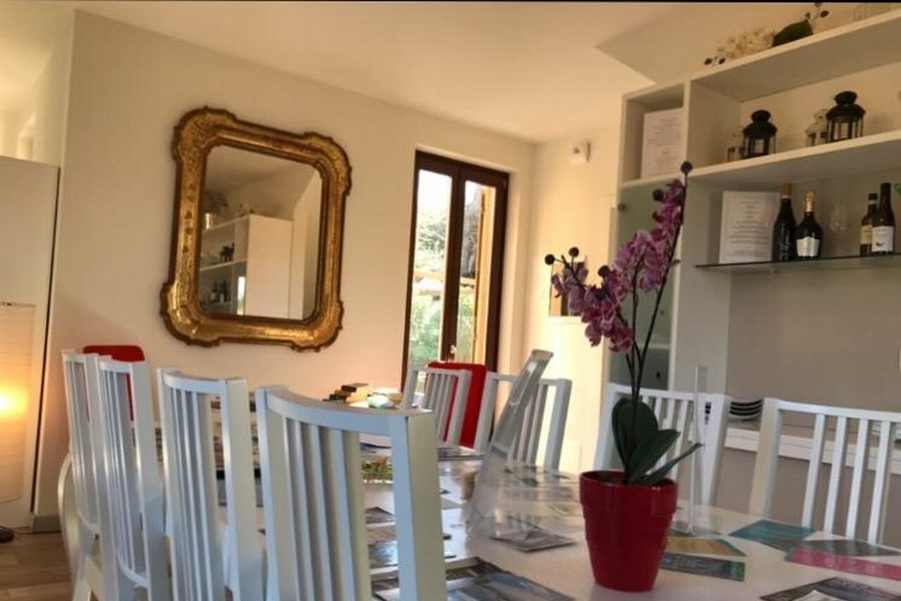 Фото Charming Bellagio Boutique Hotel