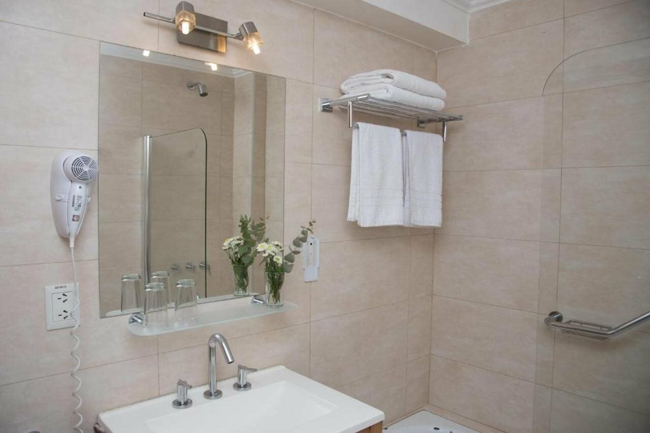 Фото Hotel Tres Reyes