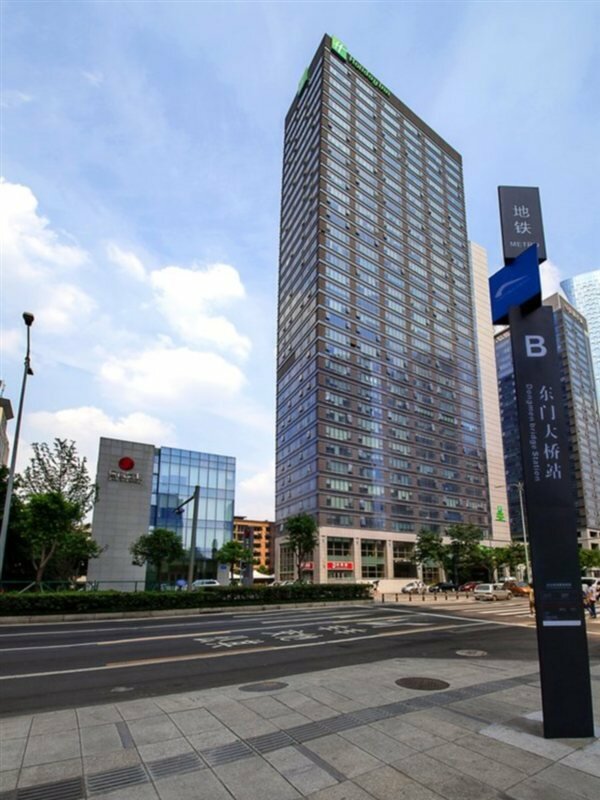 Фото Holiday Inn Chengdu Oriental Plaza