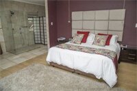 Фото Misty Blue Bed and Breakfast