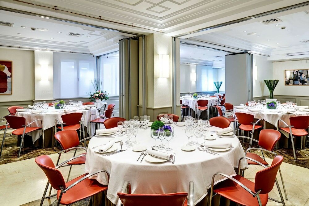 Фото Отель Sercotel Gran Hotel Conde Duque