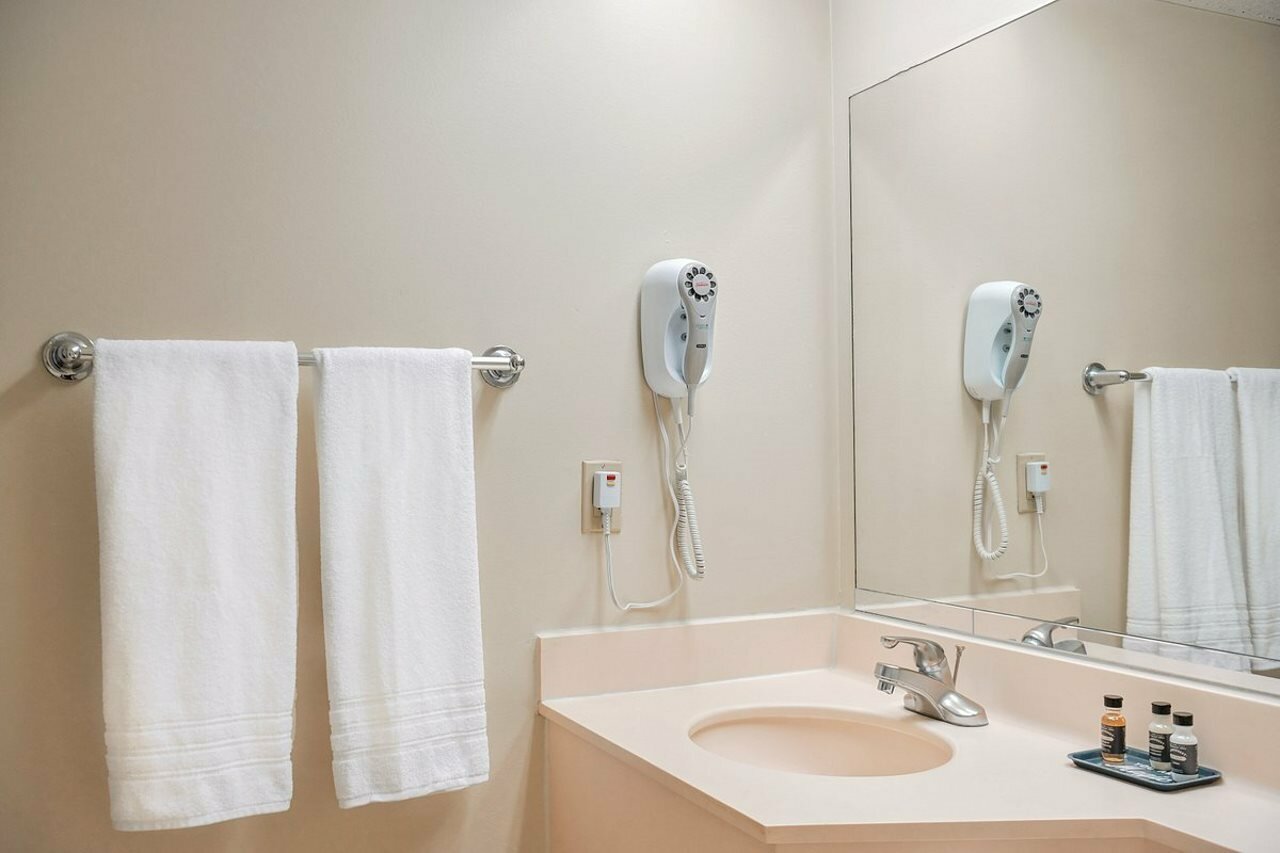 Фото Glendale Express Hotel