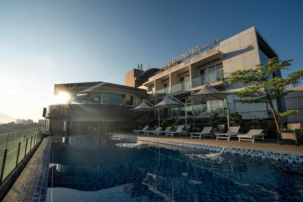 Фото Grandia Hotel