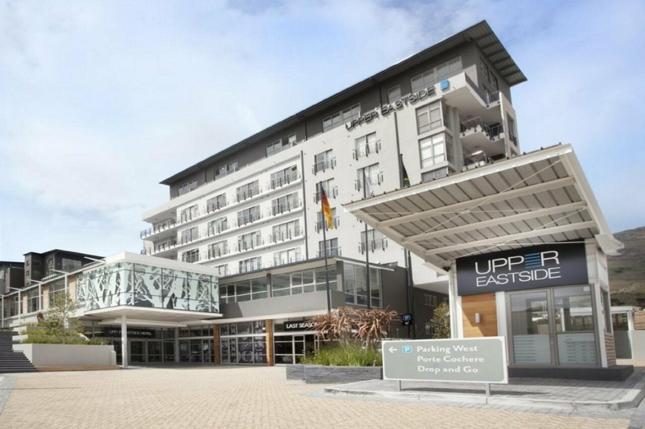 Фото DoubleTree by Hilton Cape Town - Upper Eastside