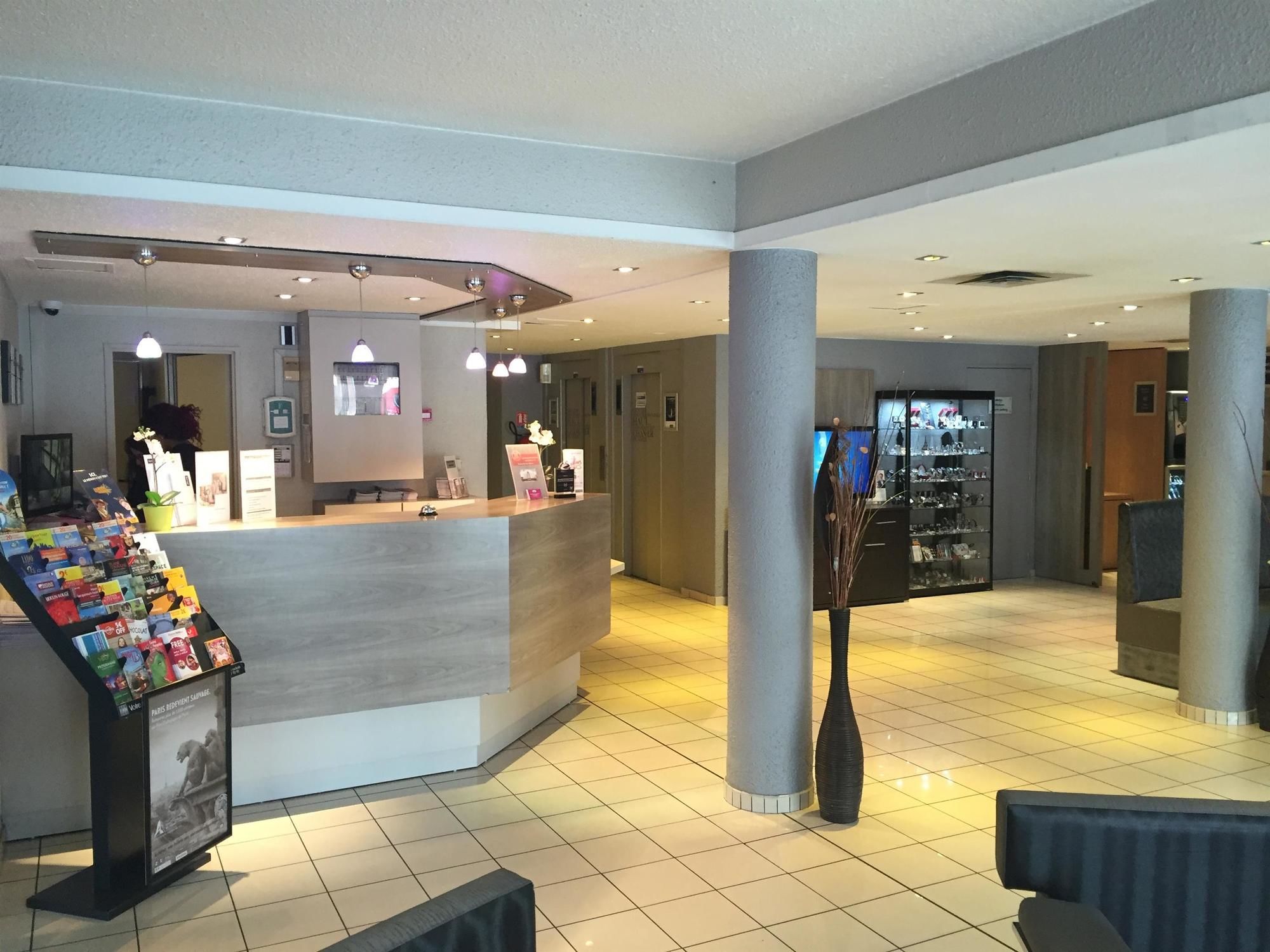 Фото Kyriad Le Bourget Centre - Parc Des Expositions