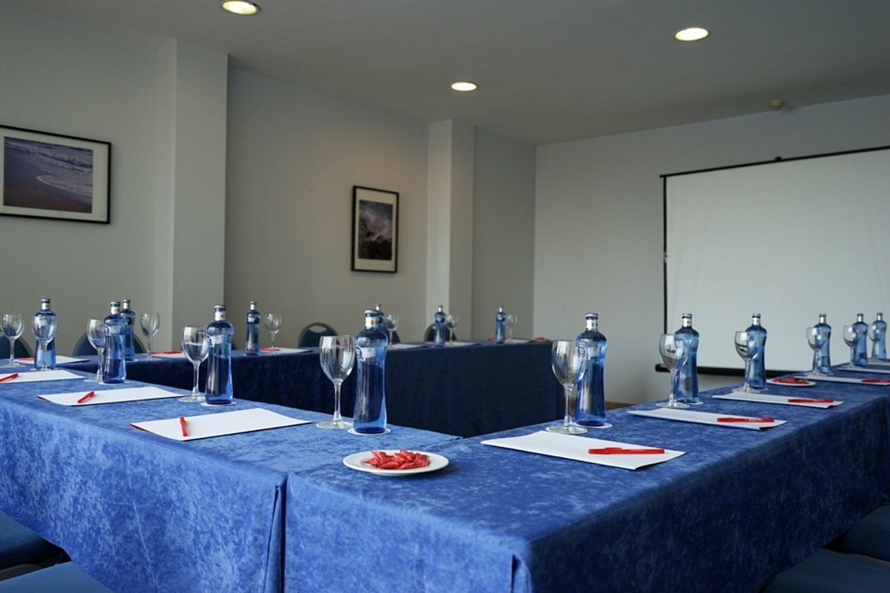 Фото Port Sitges Hotel