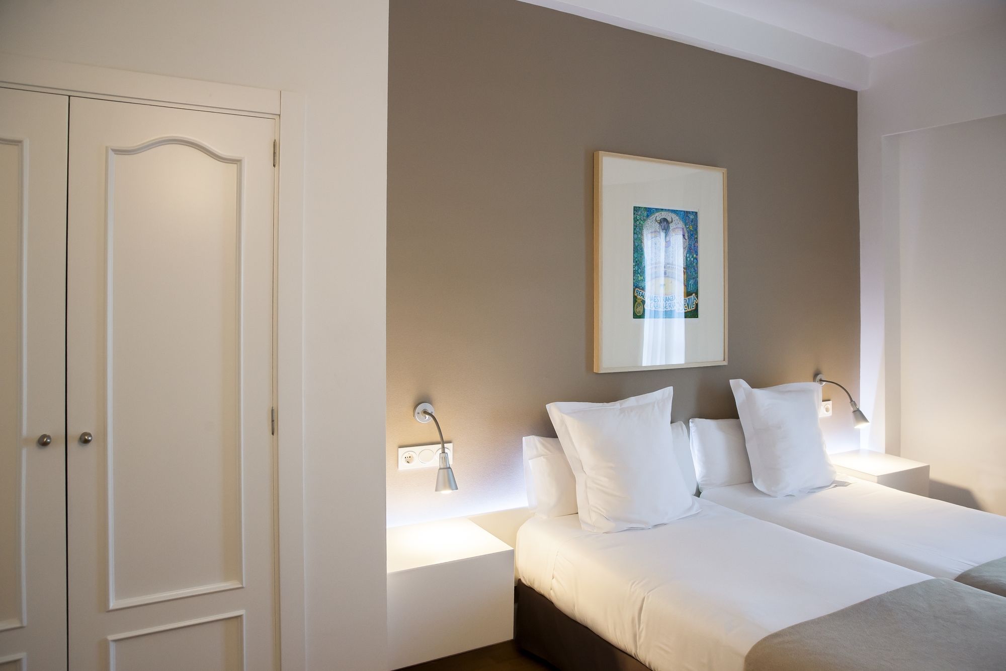 Фото Hotel Alcazar