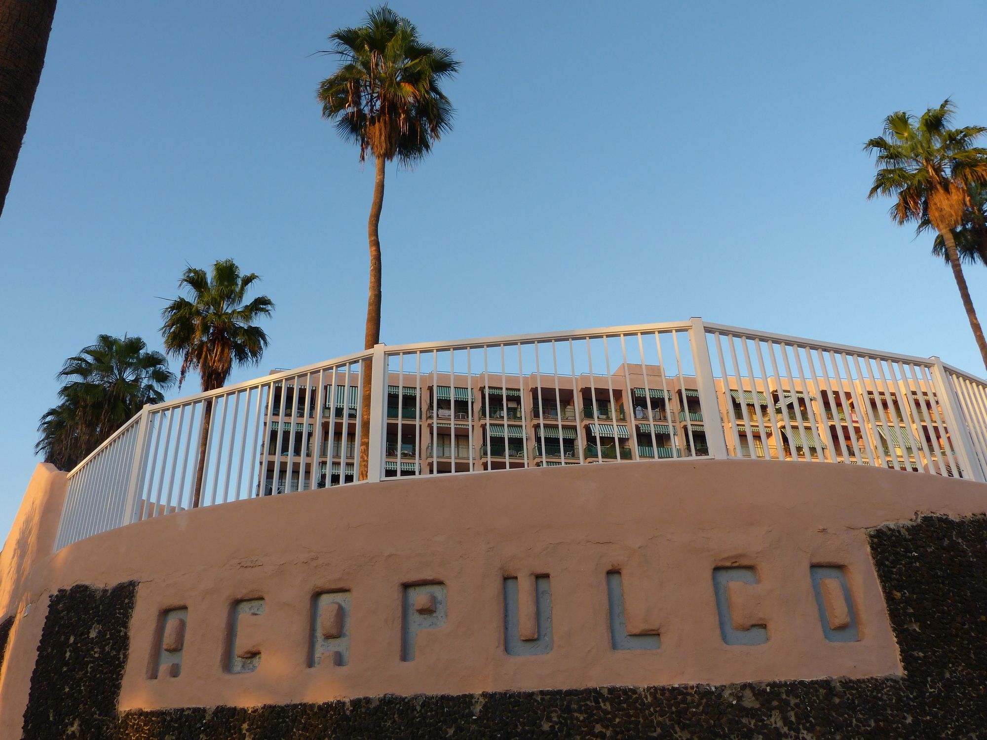 Фото Suncanarias Ocean View Apartment