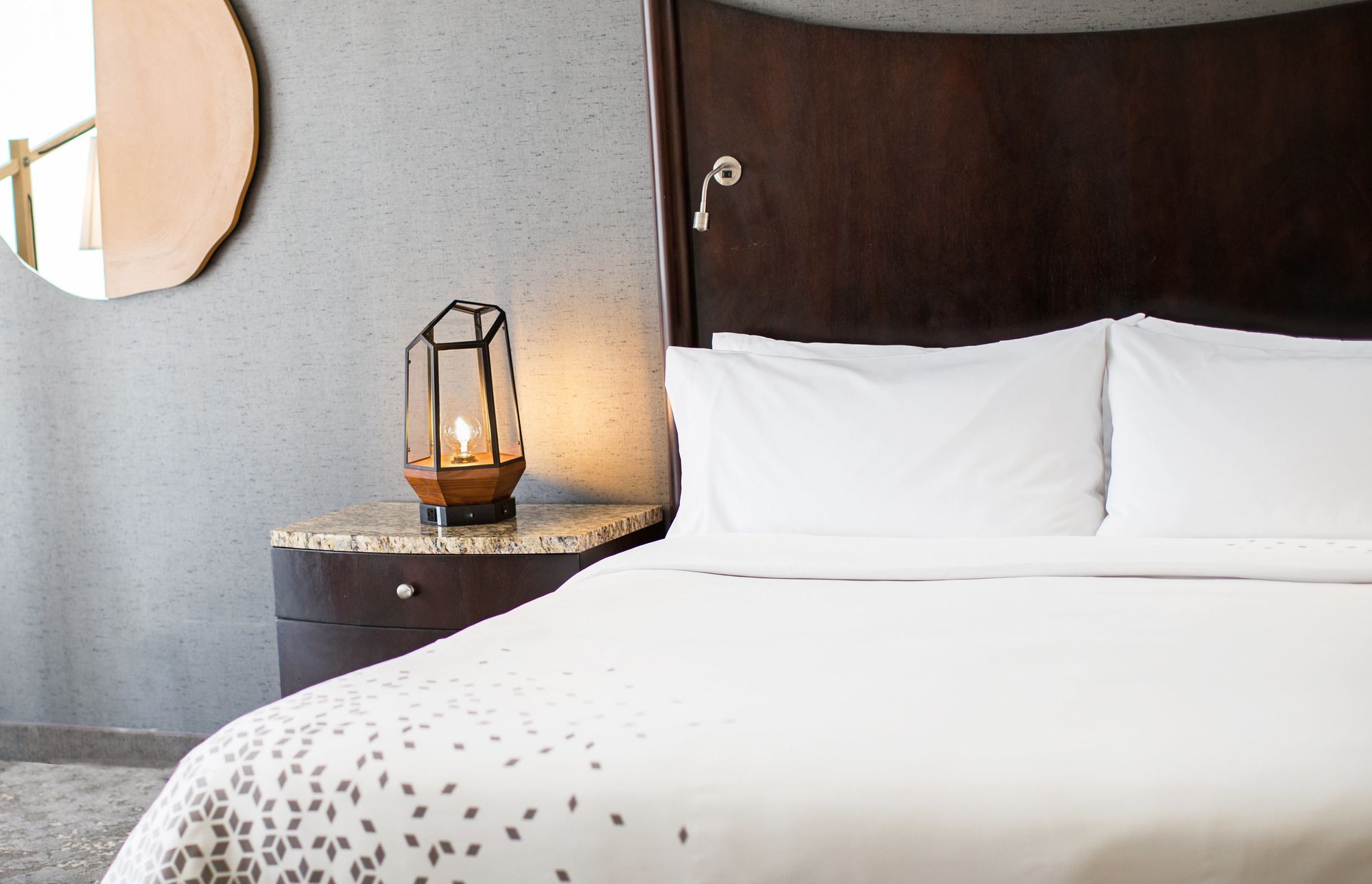 Фото Renaissance Raleigh North Hills Hotel