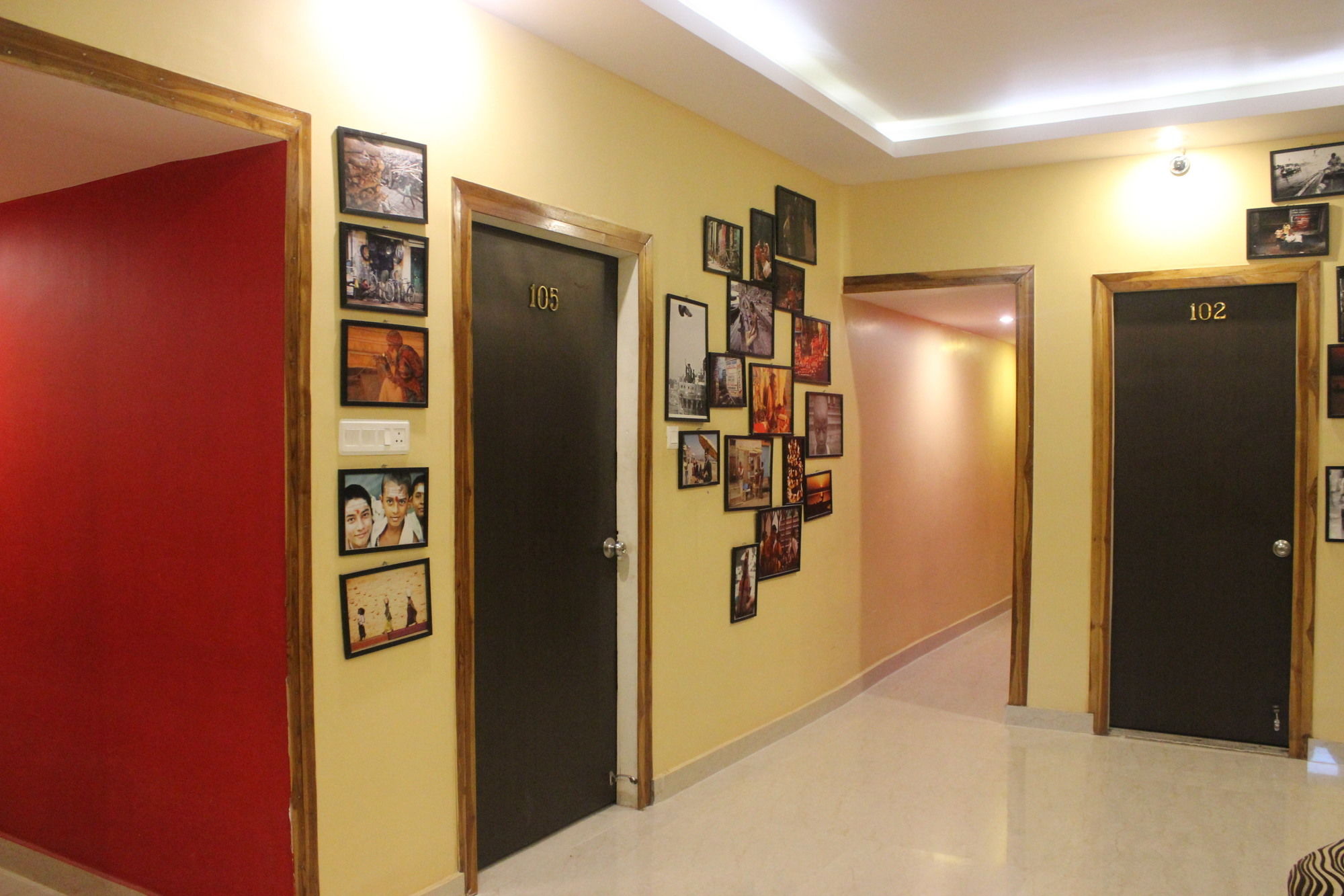 Фото Hotel Varuna