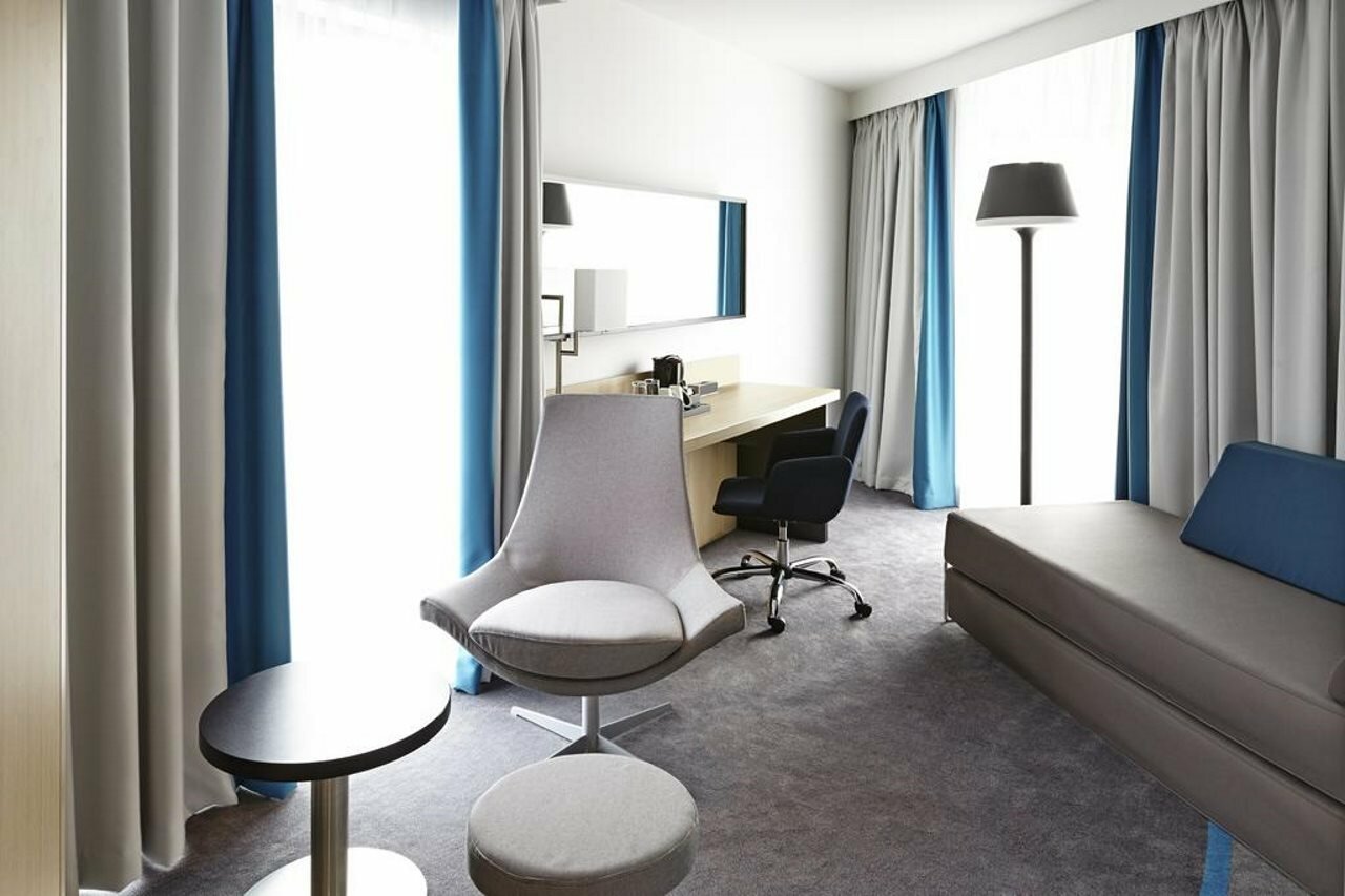 Фото Novotel London Wembley