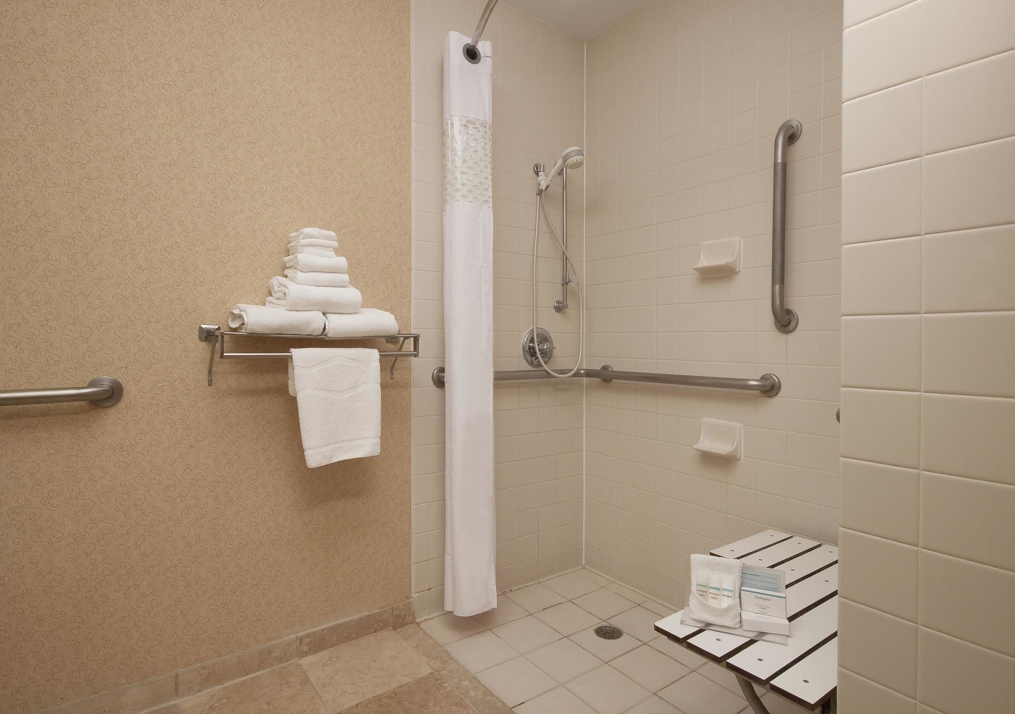 Фото Hampton Inn Laredo