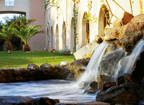 Гостиница Movenpick Resort & SPA El Gouna в Эль-Гуне