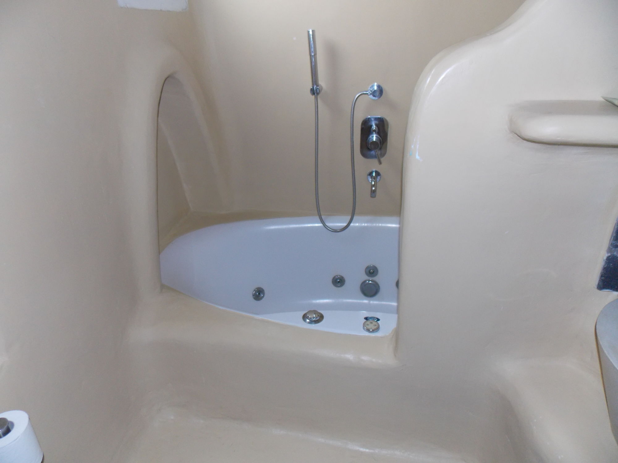 Фото Studios and Suites Rania