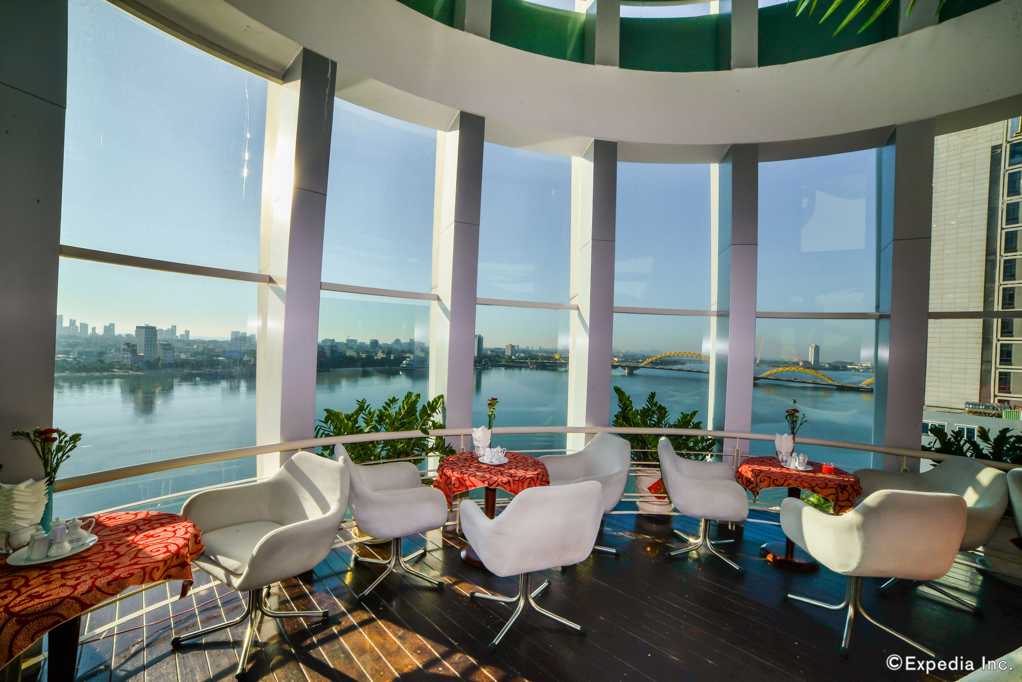 Фото Sun River Hotel