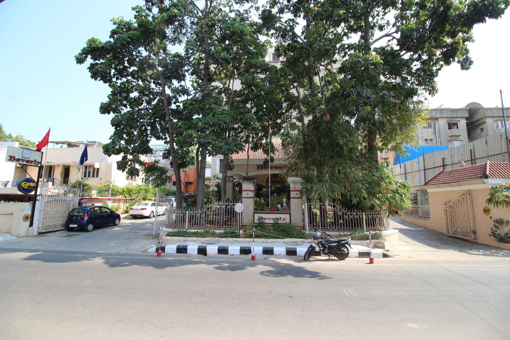 Фото Beverly Hotel