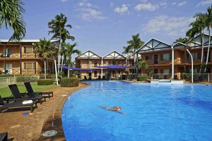 Гостиница Moonlight Bay Suites