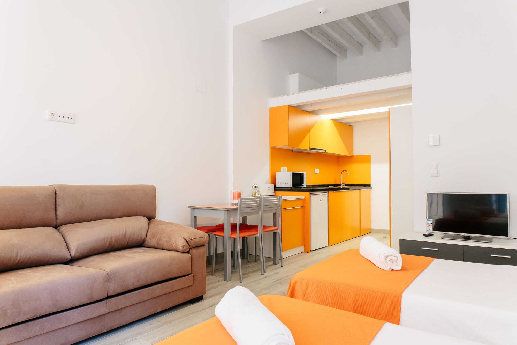 Фото Apartamentos Tito San Nicolás