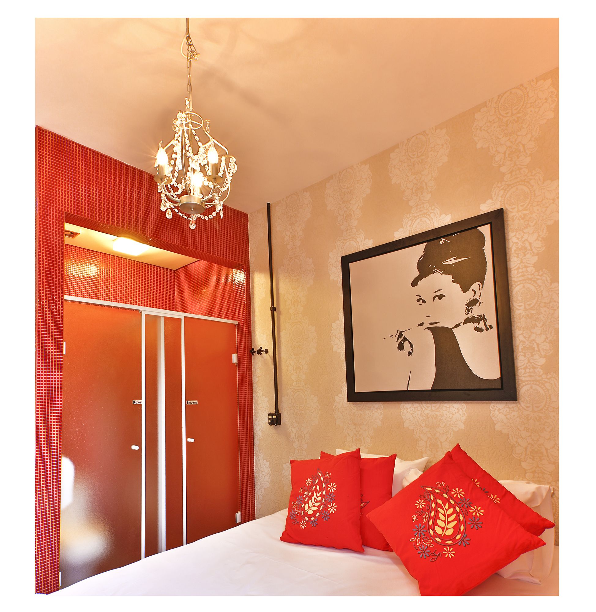 Фото Hostel California Cafe Bar