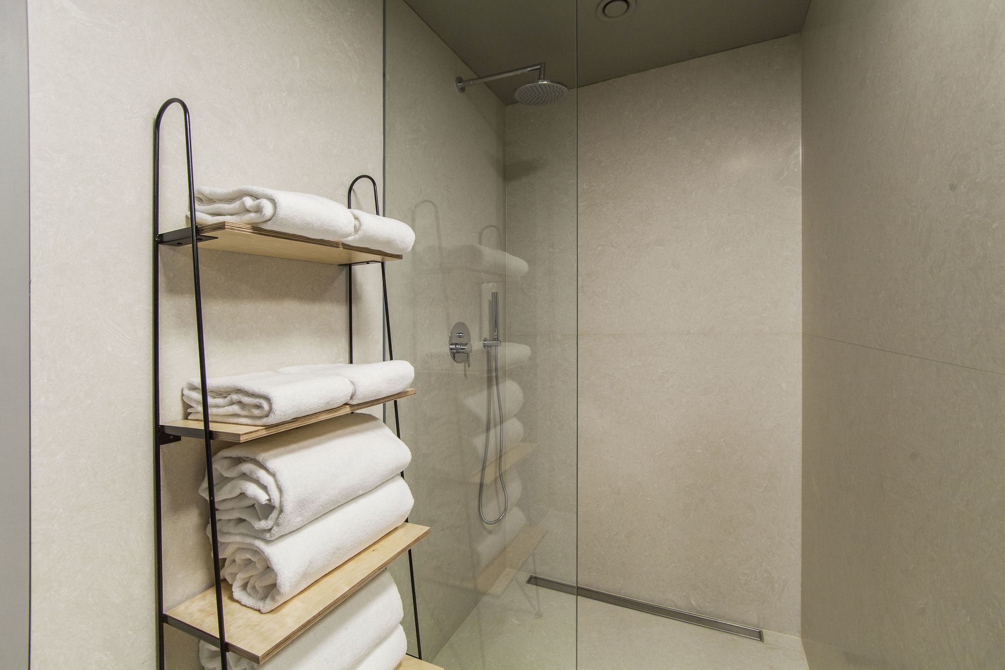 Фото Raw Culture Arts & Lofts Bairro Alto