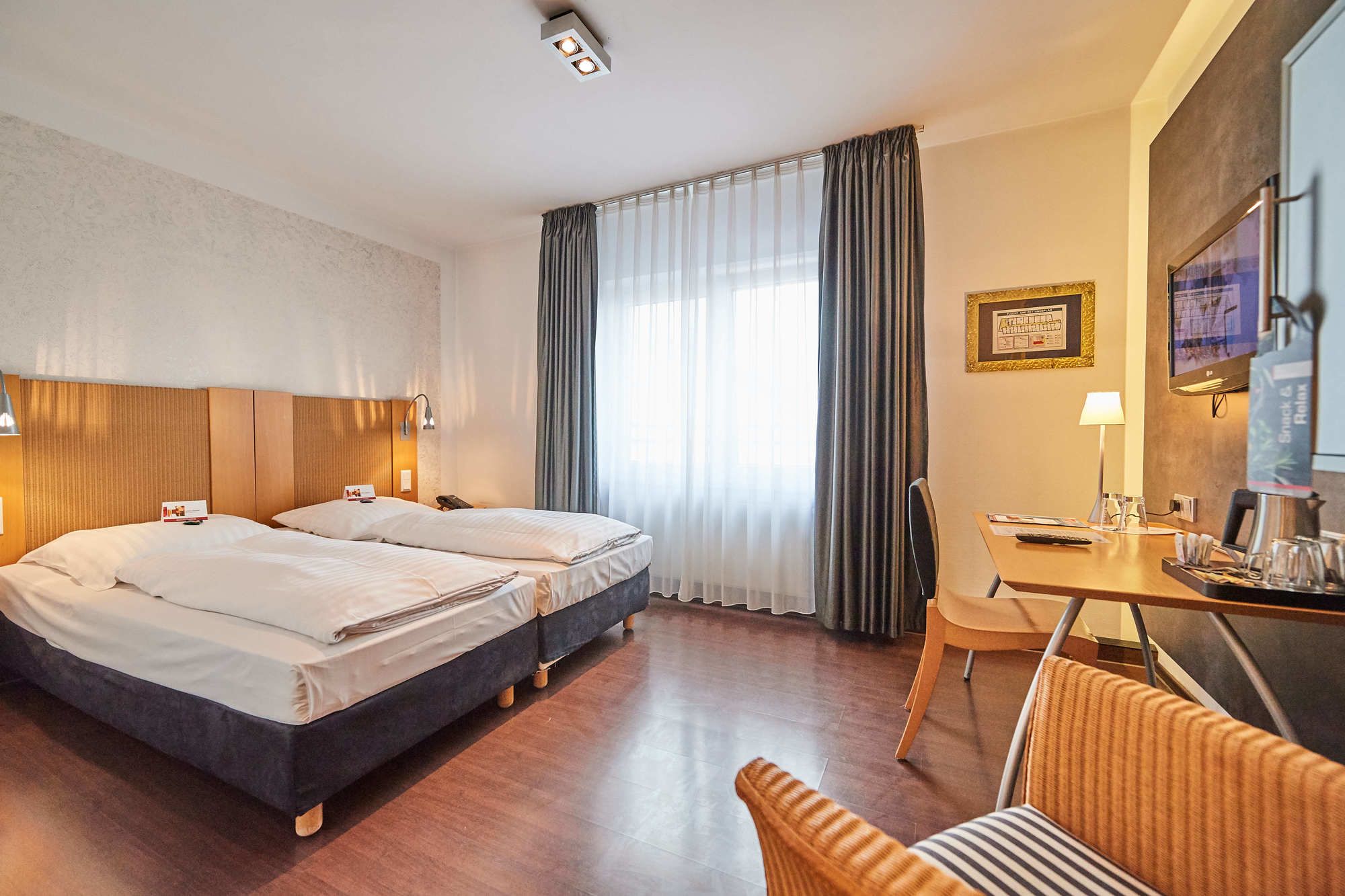 Фото Hotel Amadeus