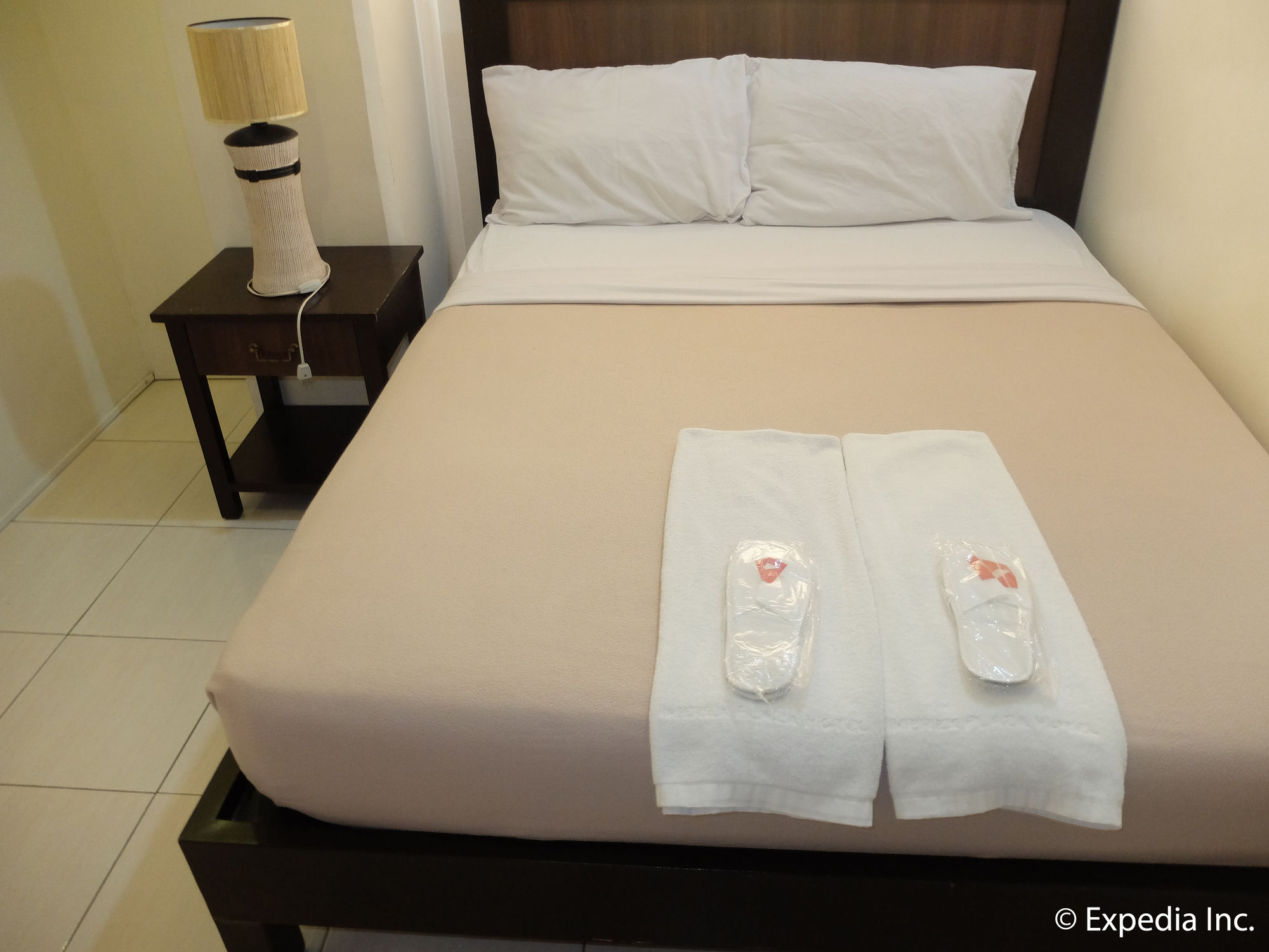 Фото Imerex Plaza Hotel