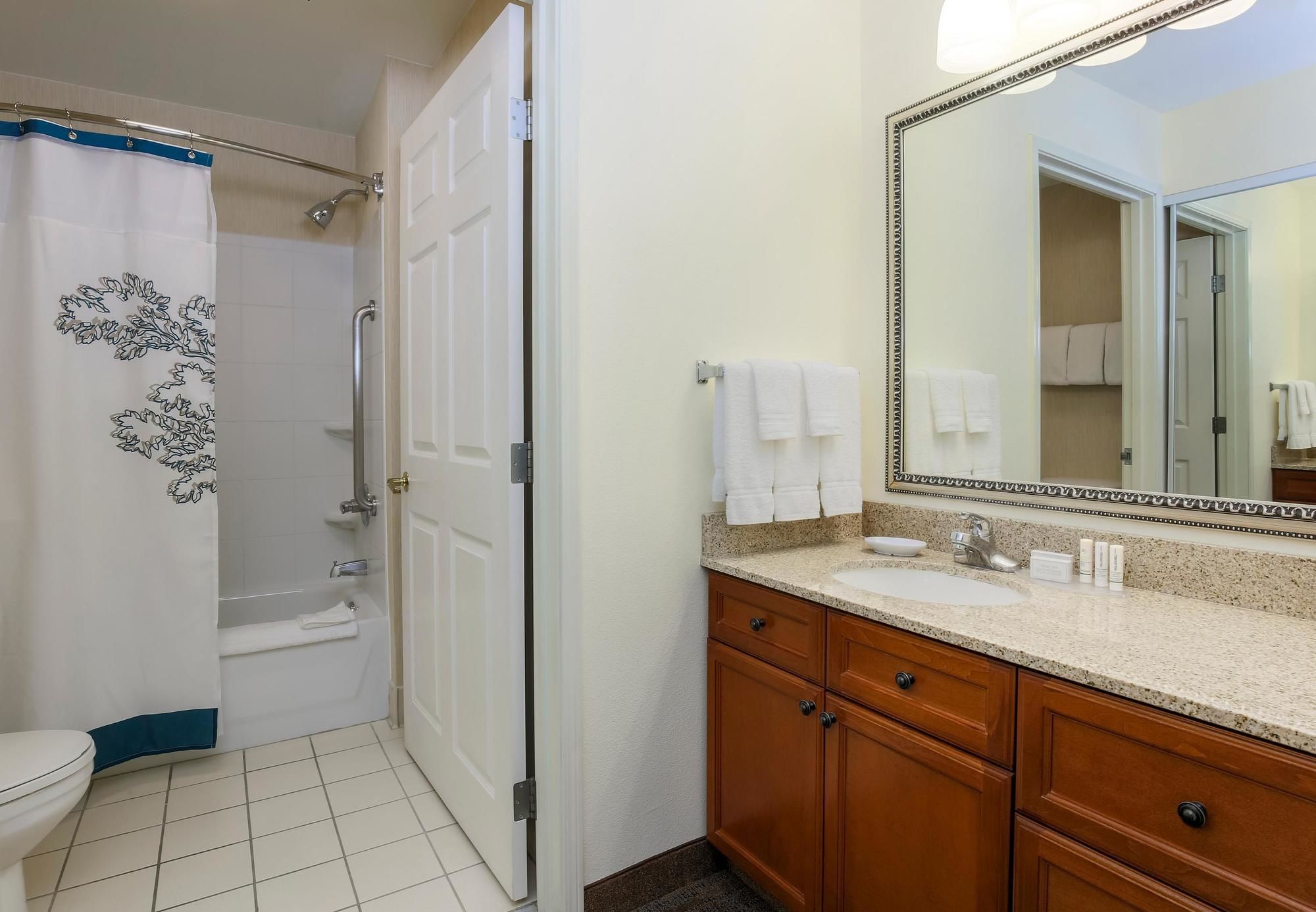 Фото Residence Inn by Marriott Las Vegas Stadium Area