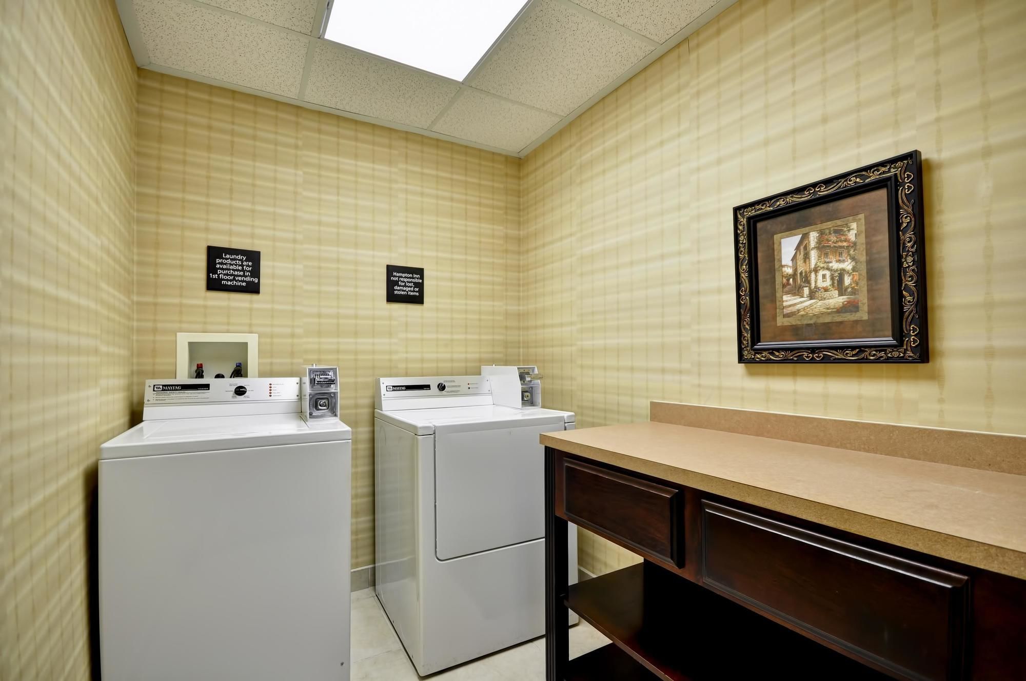 Фото Hampton Inn Charleston/Mount Pleasant-Patriots Point