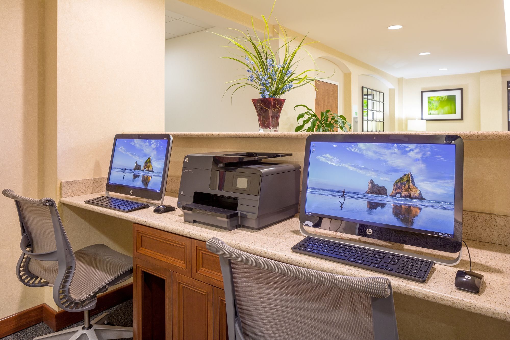 Фото Holiday Inn Manchester Airport, an Ihg Hotel