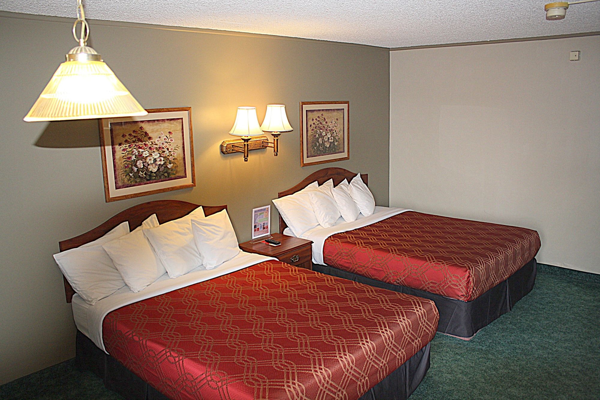 Фото Econo Lodge Salina Scenic Route 89 & I-70