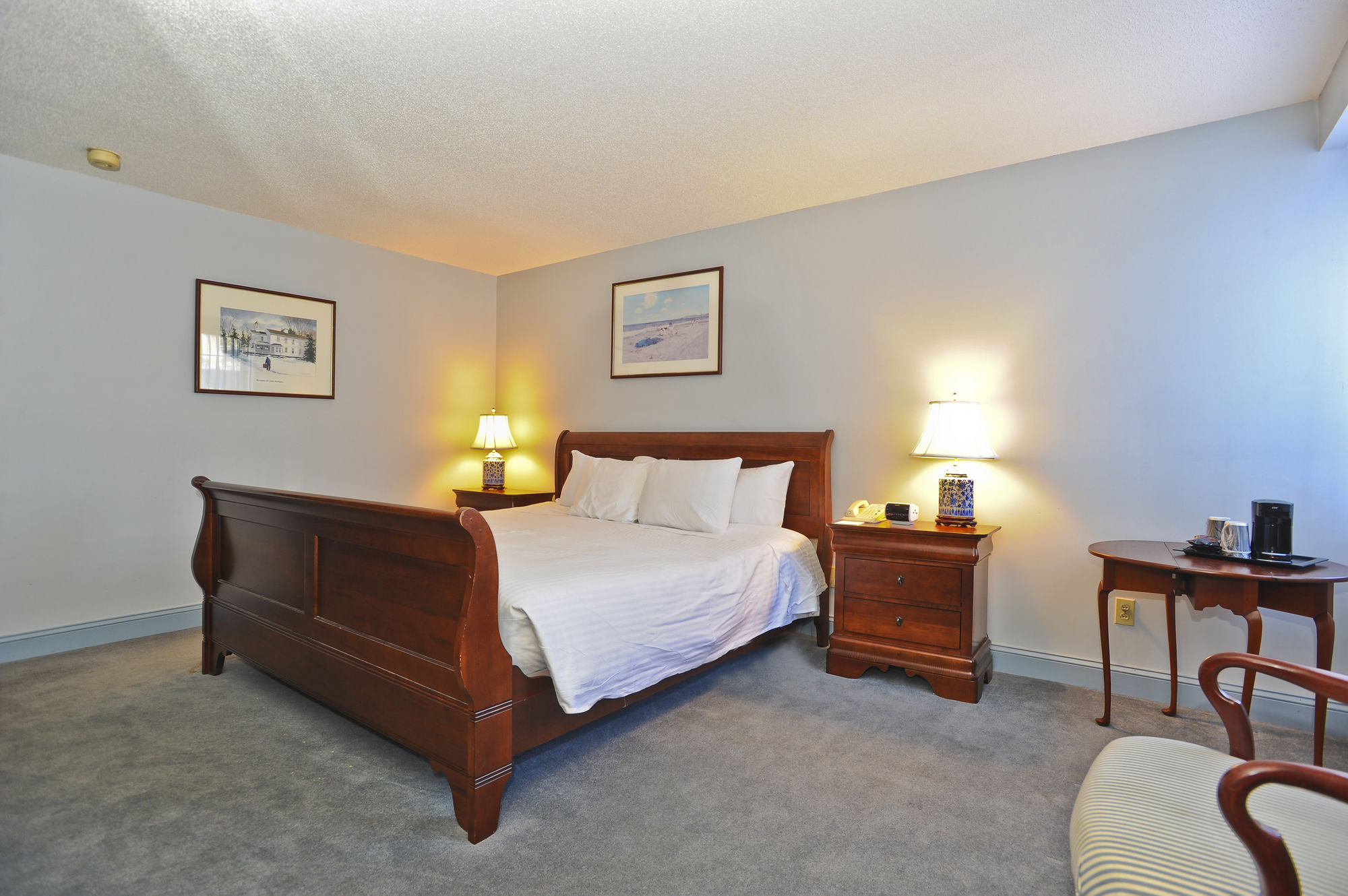 Фото The Farmington Inn & Suites