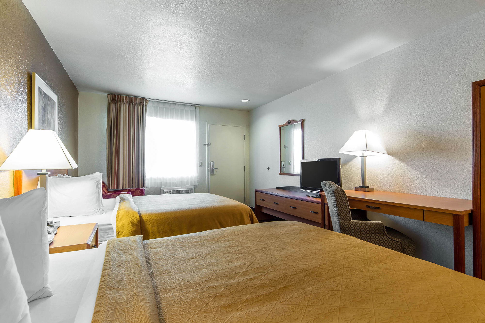 Фото Quality Inn Oakland Airport