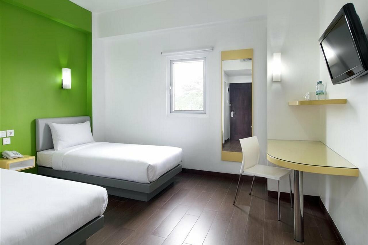 Фото Amaris Hotel Bekasi Barat