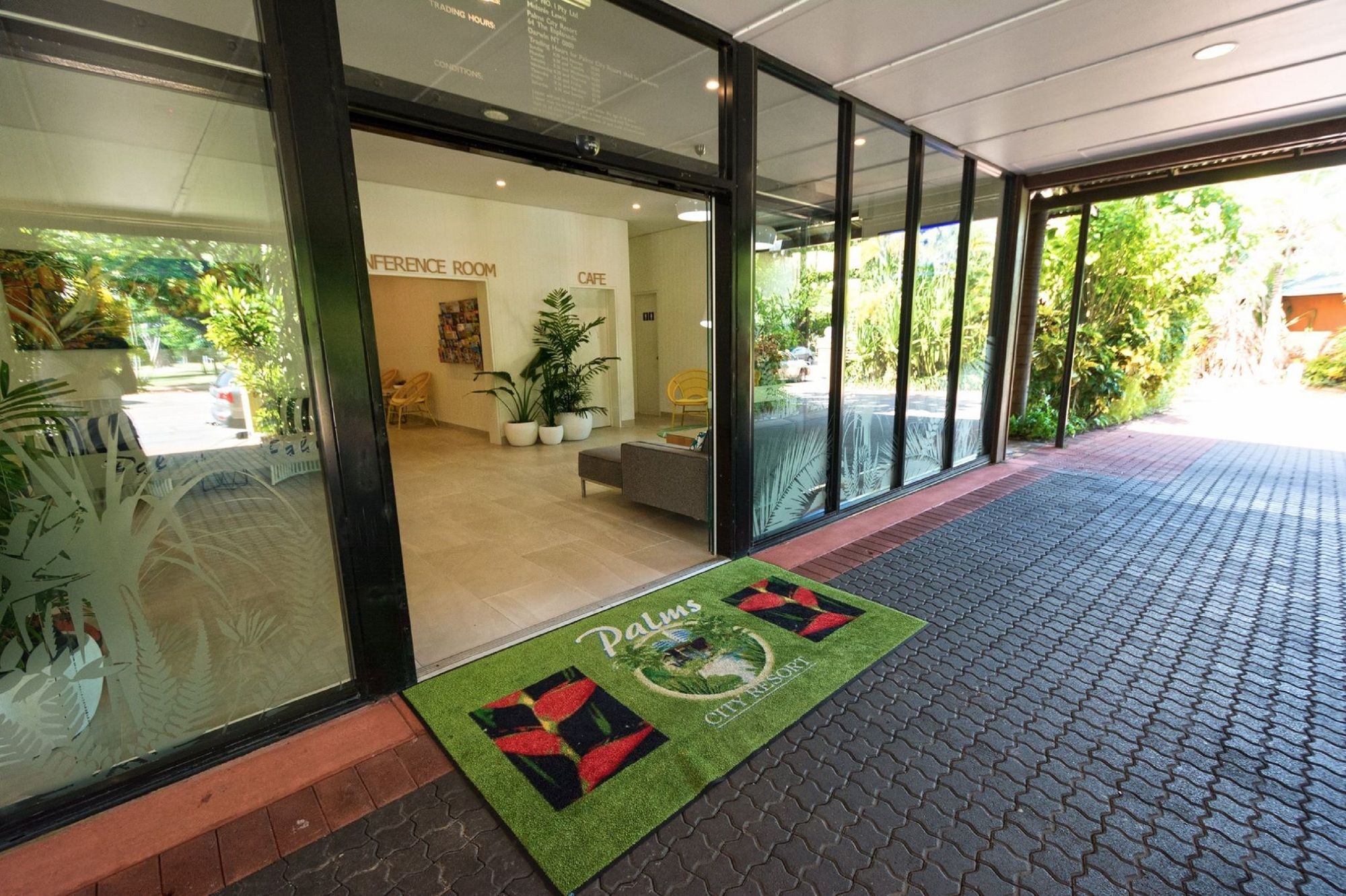 Фото Palms City Resort