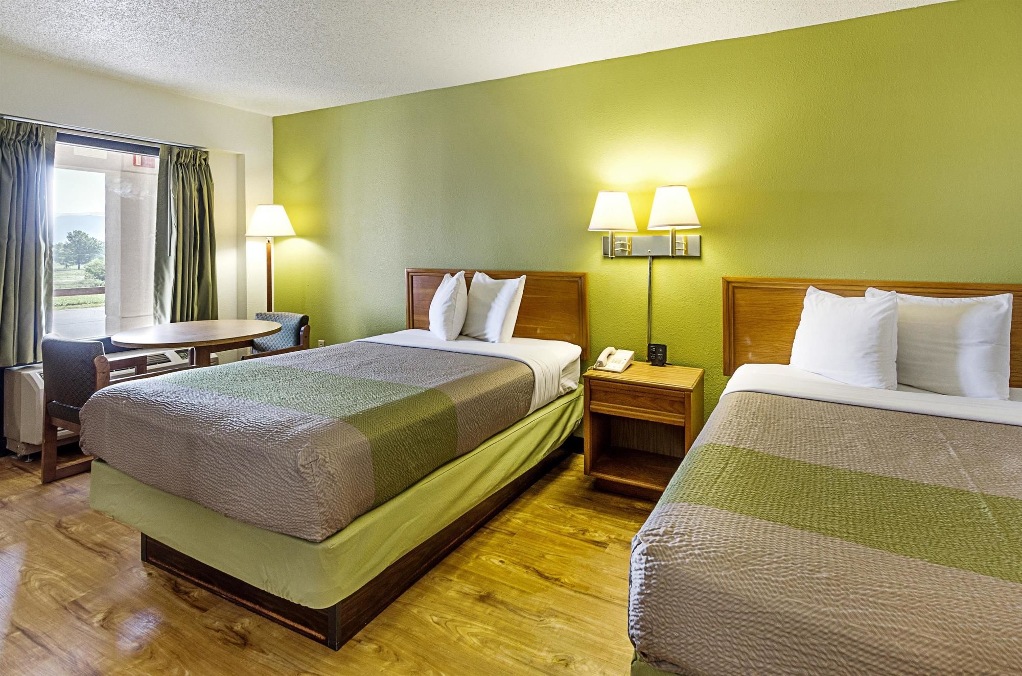 Фото отеля 2