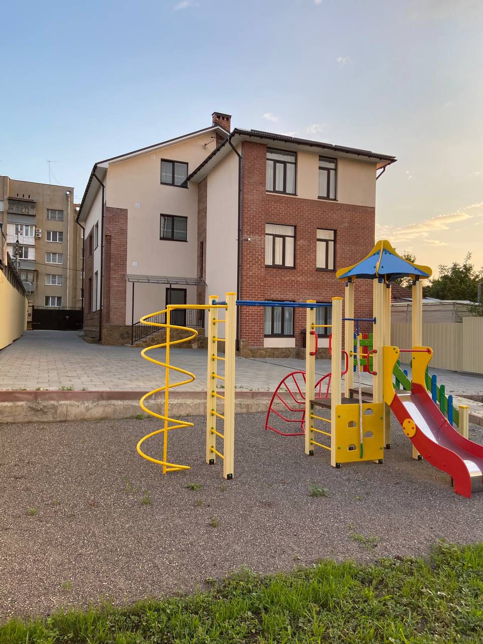 Фото Атмосфера